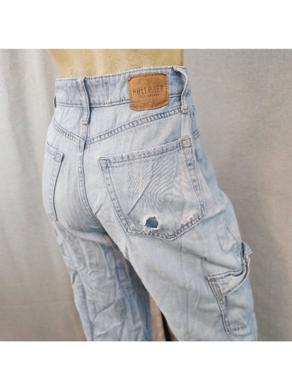 Hollister High Rise Vintg Baggy Light Wash Denim Blue Jean Size 1R / 0R 25 Wx 29 - Picture 6 of 9